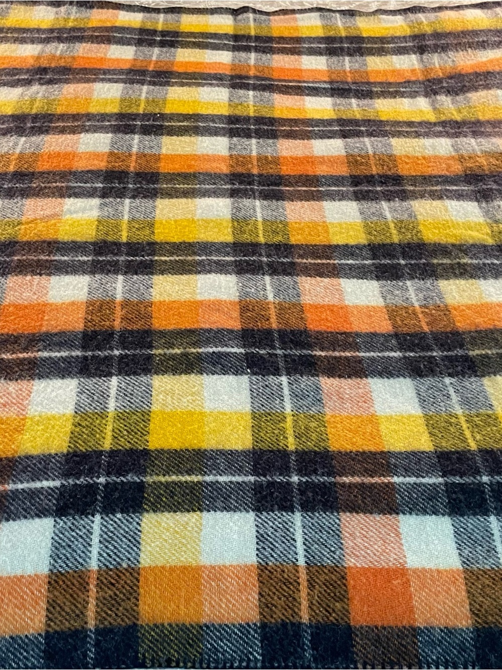 Vintage Ayers Plaid Wool Blend Throw Blanket | Canada | Cabin | 144 × 134 cm